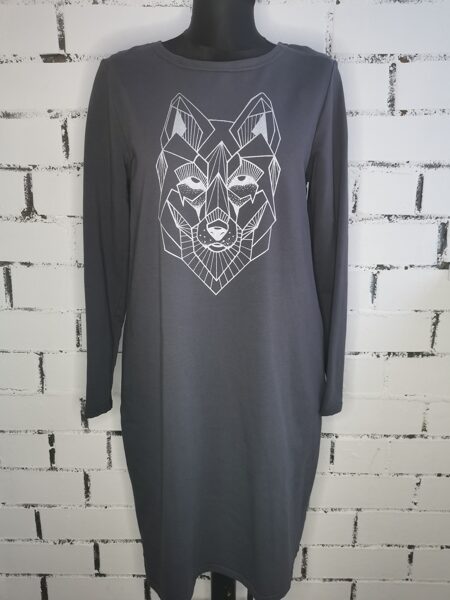 Taisnā piegriezuma kleita, S/M izmērs